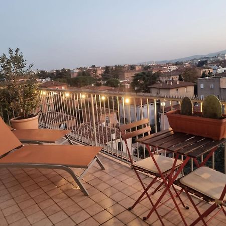 Bellavista Panoramic Terrace Appartamento Con Terrazza Zona Sant Orsola Bolonha Exterior foto