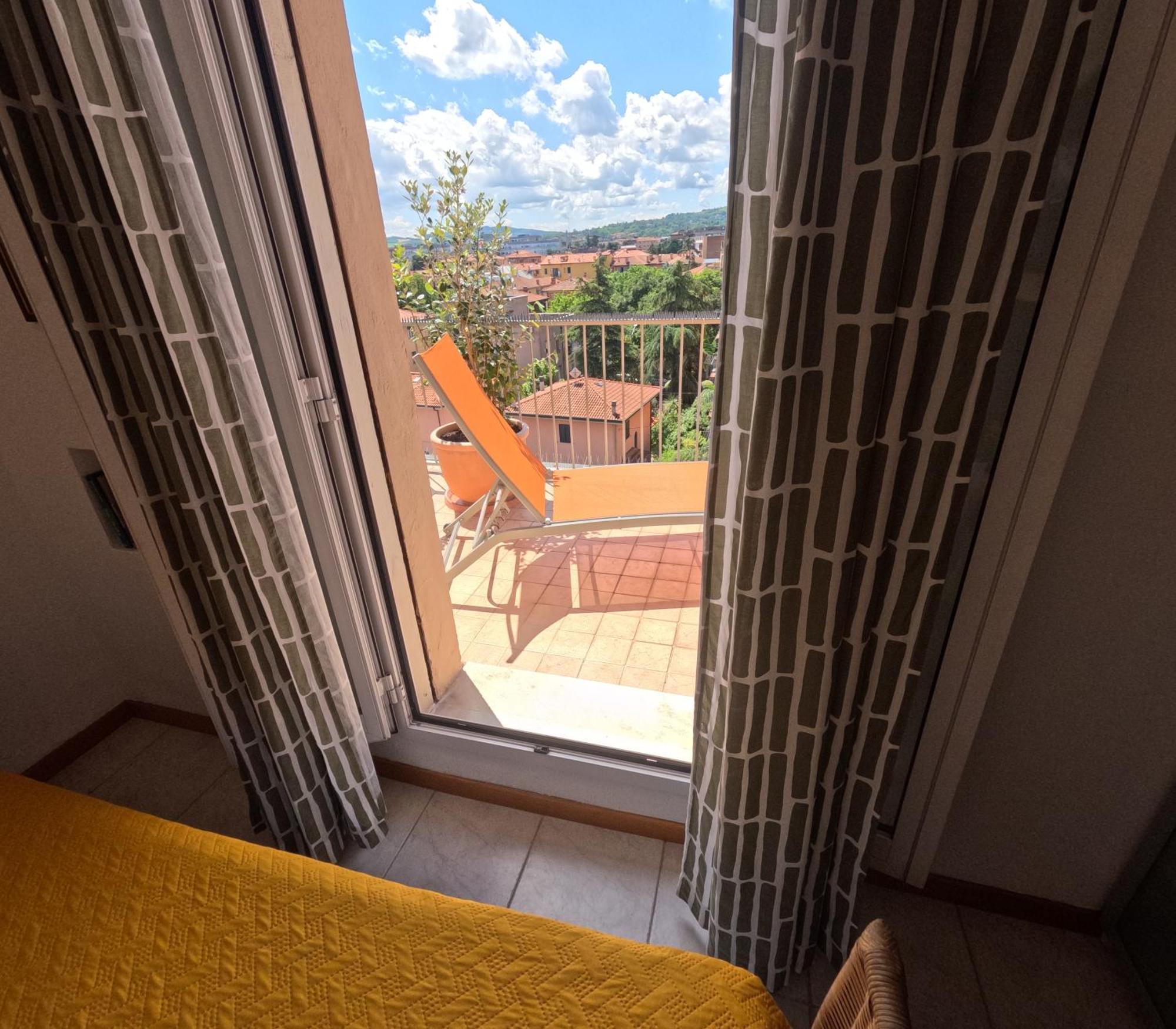 Bellavista Panoramic Terrace Appartamento Con Terrazza Zona Sant Orsola Bolonha Exterior foto