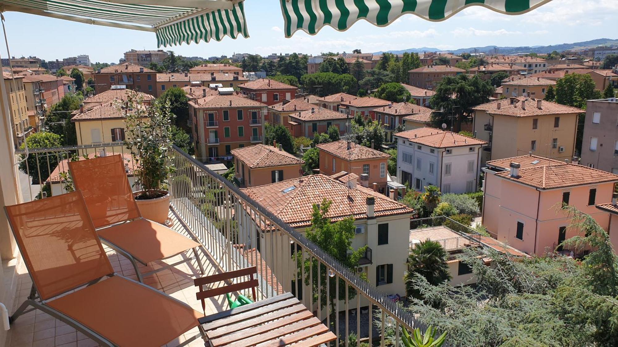 Bellavista Panoramic Terrace Appartamento Con Terrazza Zona Sant Orsola Bolonha Exterior foto